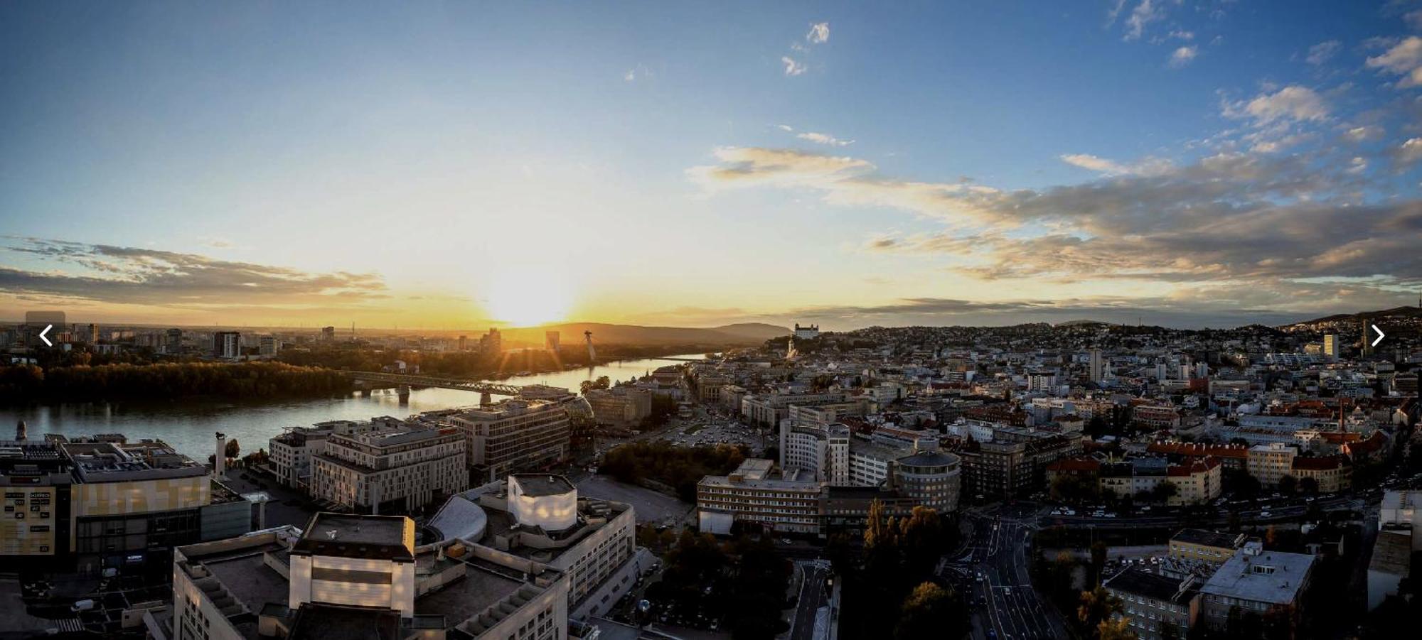Magna Vita Apartment Bratislava Buitenkant foto